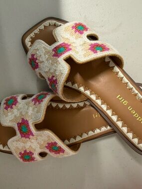 Madden Size 7 Cream embroidered Slide Sandals with Pink & Teal Flower Motifs